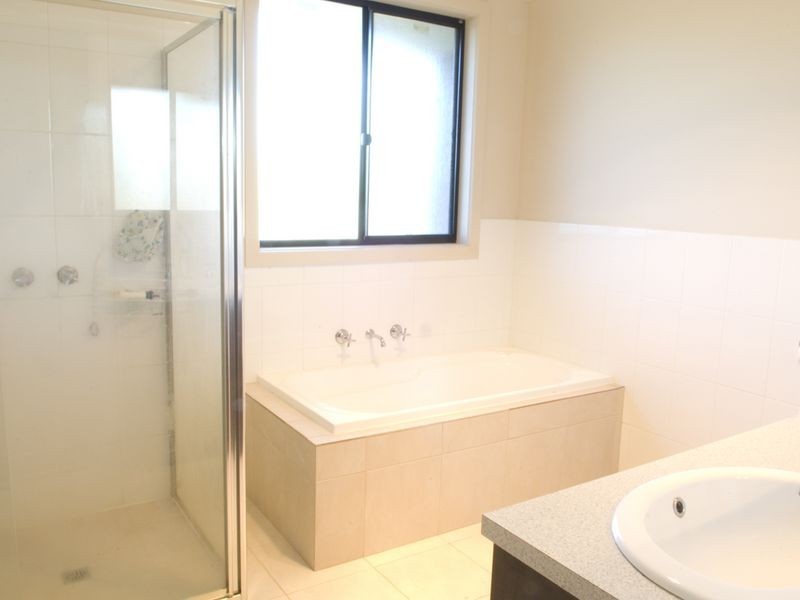 1/1555 Ferntree Gully Road, Knoxfield VIC 3180