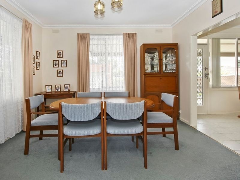 5 Lidgate Avenue, Rowville VIC 3178