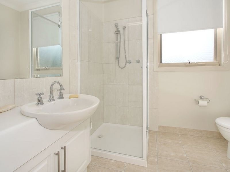 2/4 Amesbury Court, Mount Waverley VIC 3149