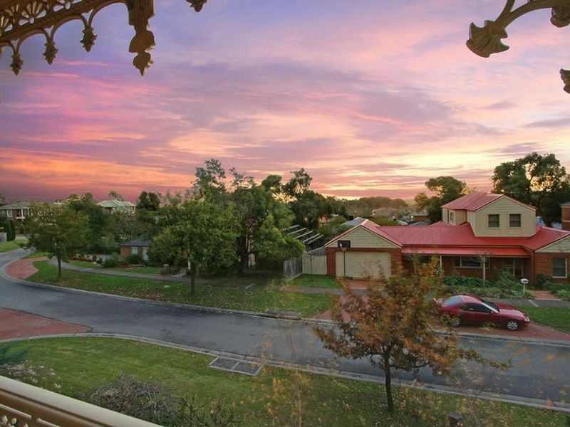 1 Conifer Court, Lysterfield VIC 3156