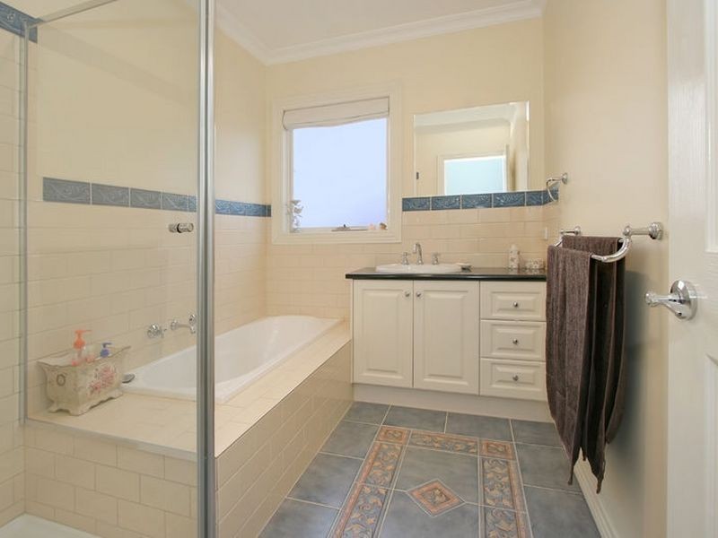 1 Conifer Court, Lysterfield VIC 3156
