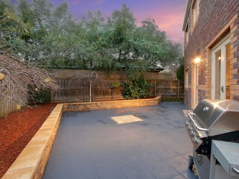 1 Conifer Court, Lysterfield VIC 3156