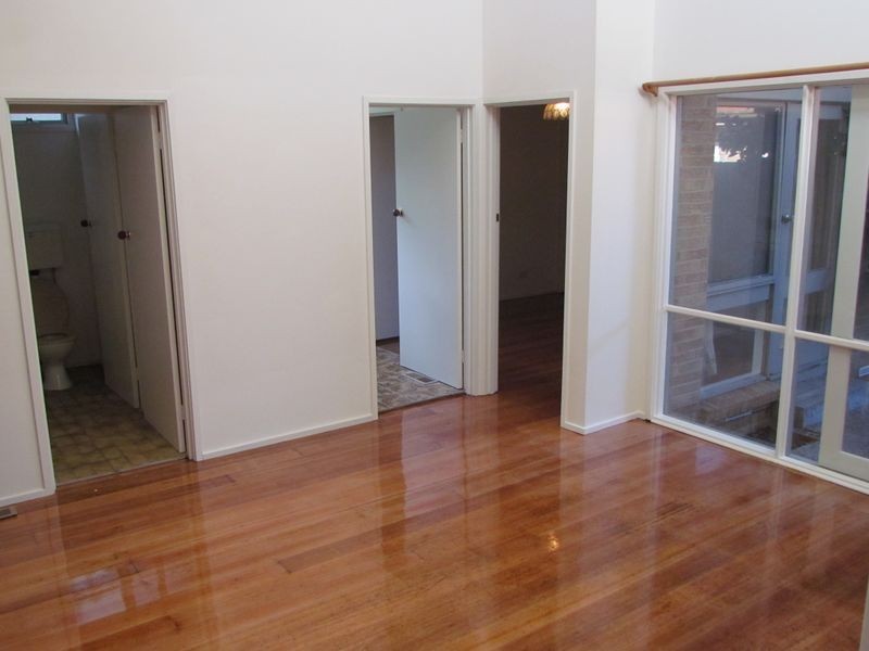 11 Rutland Court, Keysborough VIC 3173