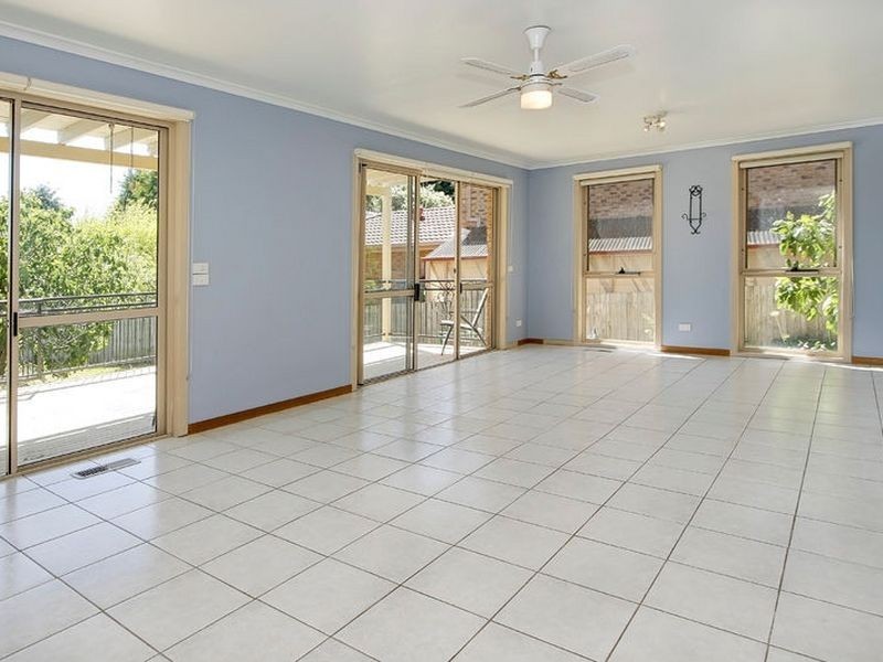 346 Dandelion Drive, Rowville VIC 3178