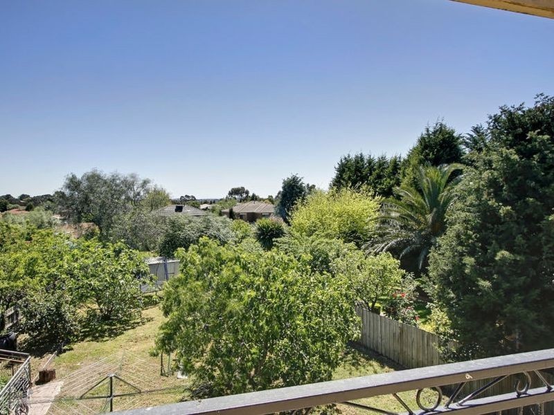 346 Dandelion Drive, Rowville VIC 3178