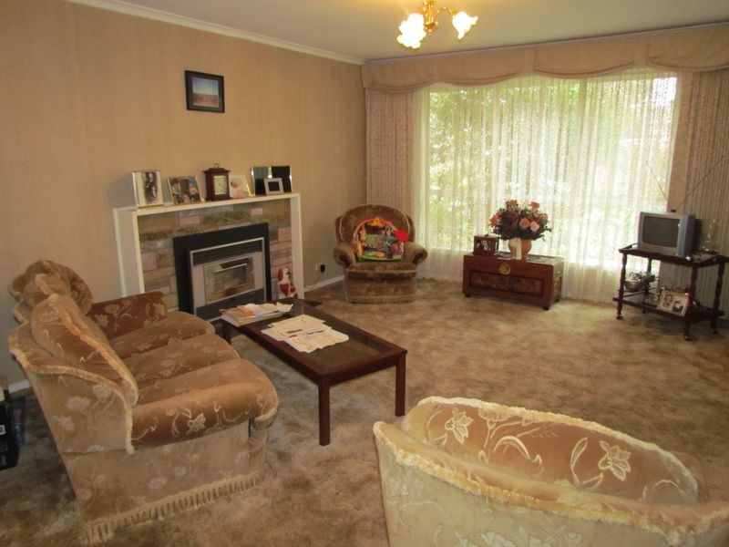 13 Beilby Street, Bayswater VIC 3153