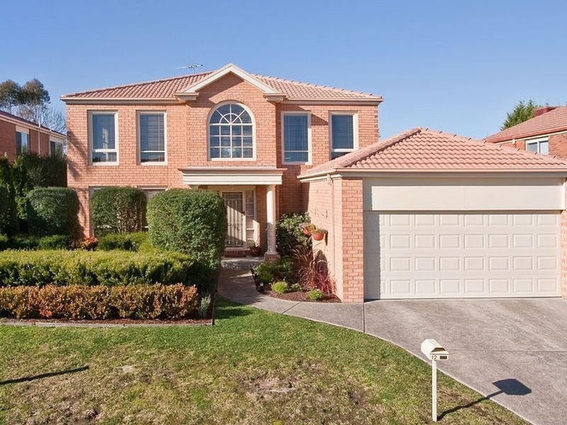 12 Garland Rise, Rowville VIC 3178