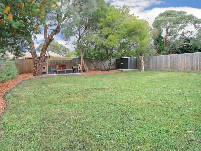 172 Dandelion Drive, Rowville VIC 3178