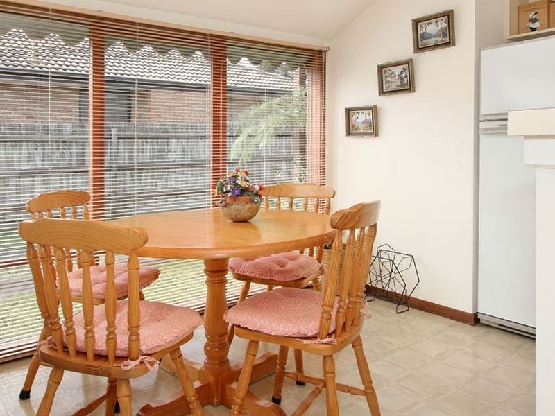 49 Dandelion Drive, Rowville VIC 3178