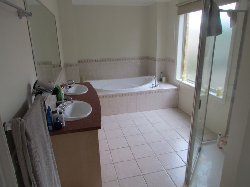 5 Webb Court, Rowville VIC 3178