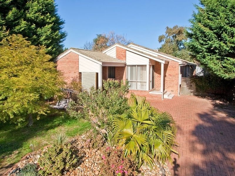 26 Crusoe Drive, Lysterfield VIC 3156