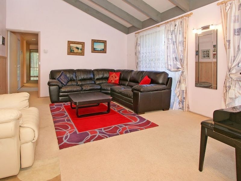 26 Crusoe Drive, Lysterfield VIC 3156