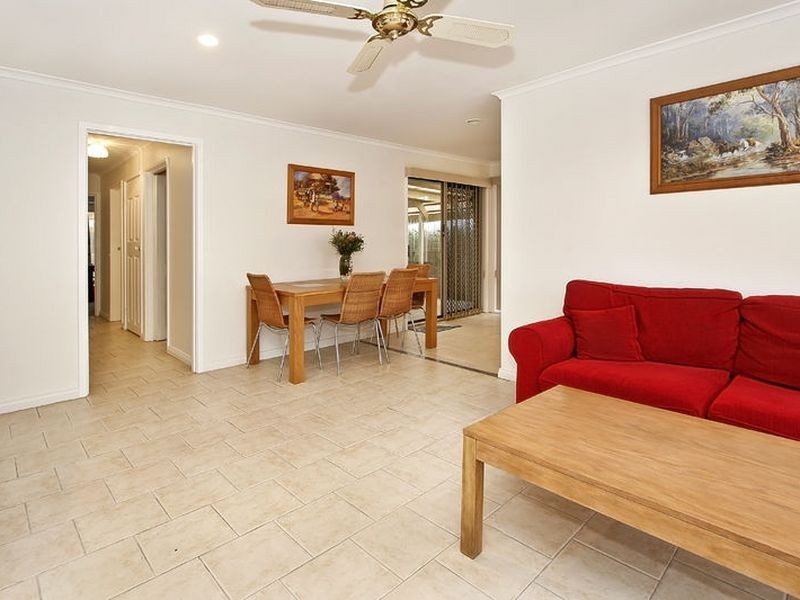 62 Willow Avenue, Rowville VIC 3178