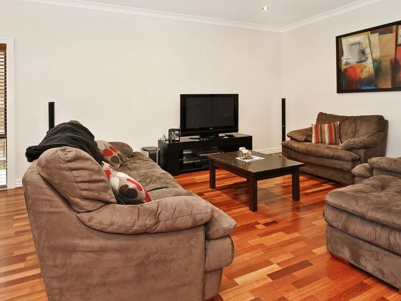 2/21 Ferrier Court, Rowville VIC 3178
