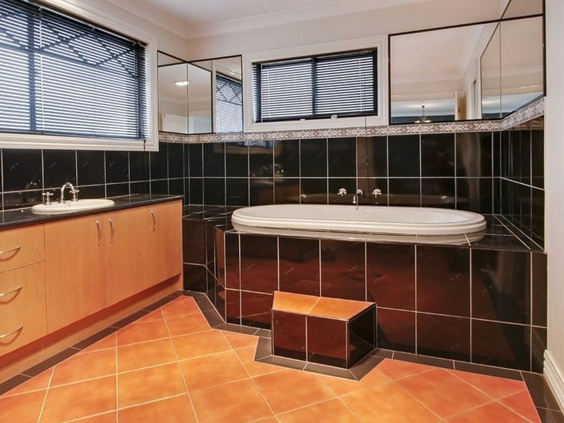 2/21 Ferrier Court, Rowville VIC 3178