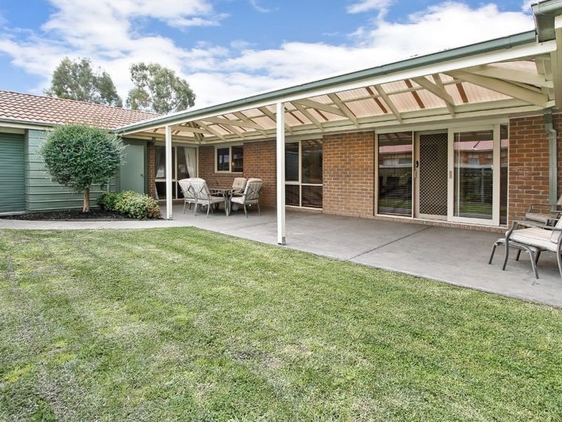 136 Karoo Road, Rowville VIC 3178
