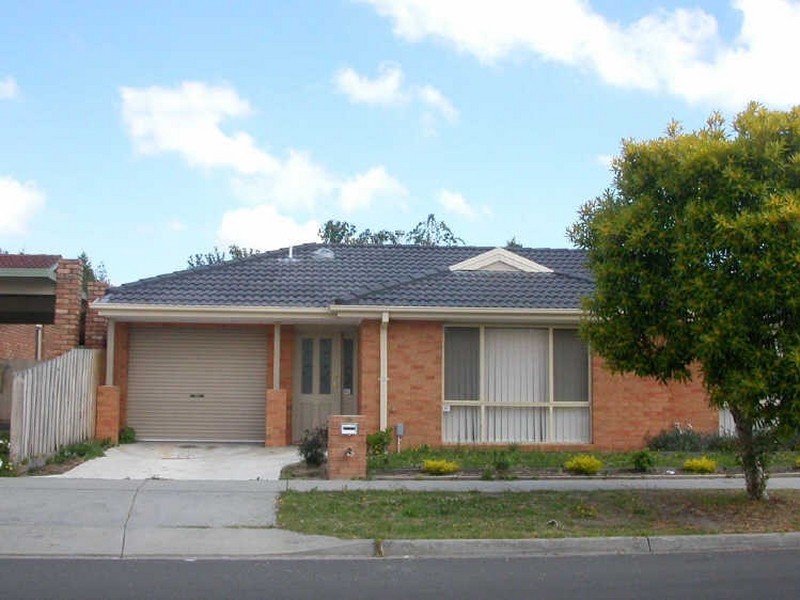 216 Dandelion Drive, Rowville VIC 3178
