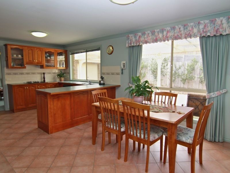 83 Pitfield Crescent, Rowville VIC 3178