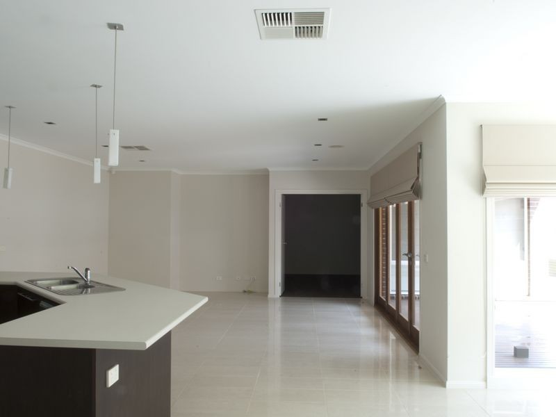 13 Platypus Court, Rowville VIC 3178