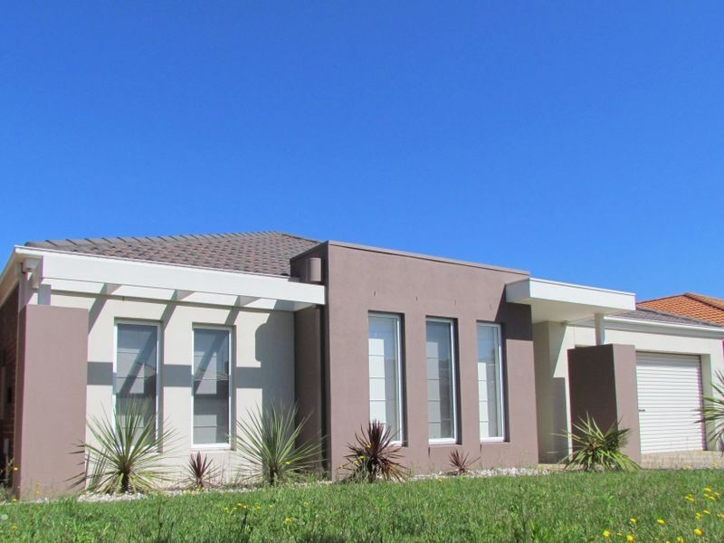 13 Platypus Court, Rowville VIC 3178