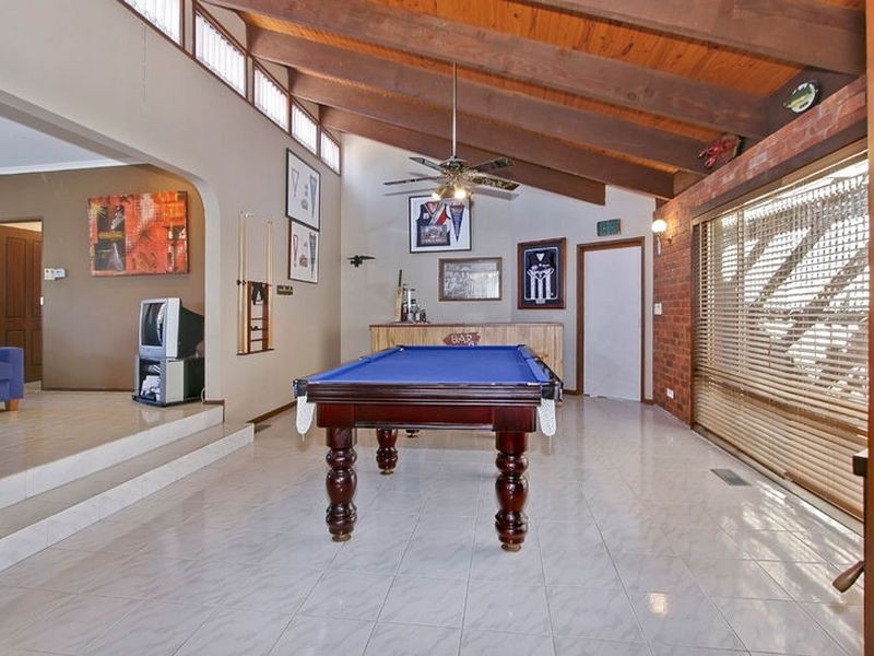 13 Shady Grove, Rowville VIC 3178