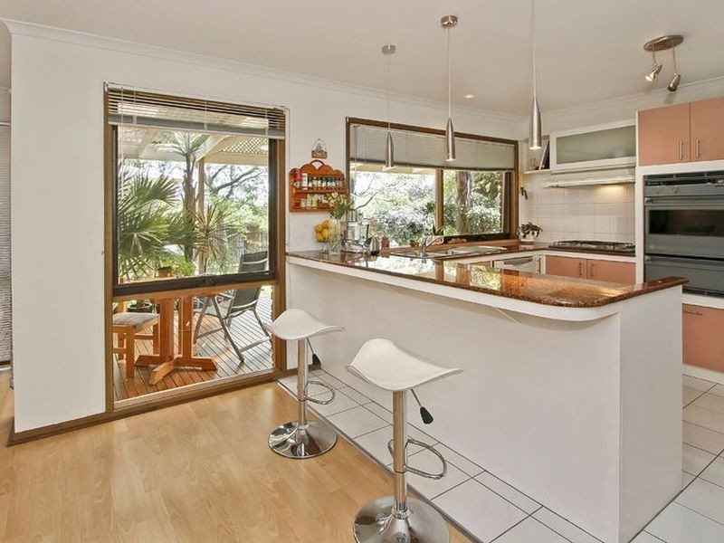 2 Pitfield Crescent, Rowville VIC 3178