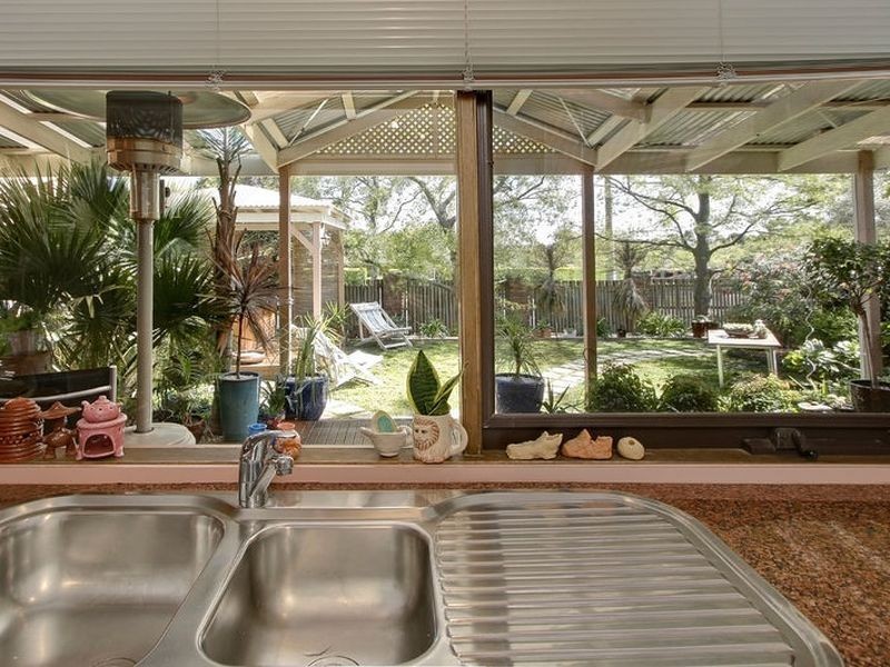 2 Pitfield Crescent, Rowville VIC 3178