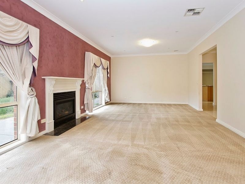 13 Kempston Court, Rowville VIC 3178