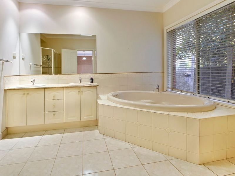 13 Kempston Court, Rowville VIC 3178