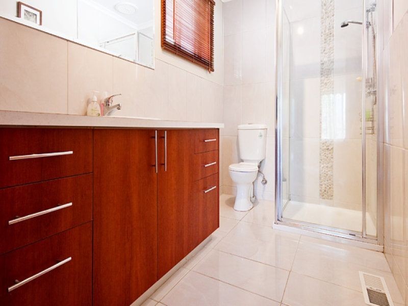 8 Glenelg Court, Rowville VIC 3178