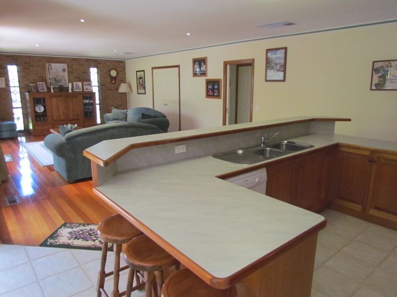 21 Hodges Close, Rowville VIC 3178