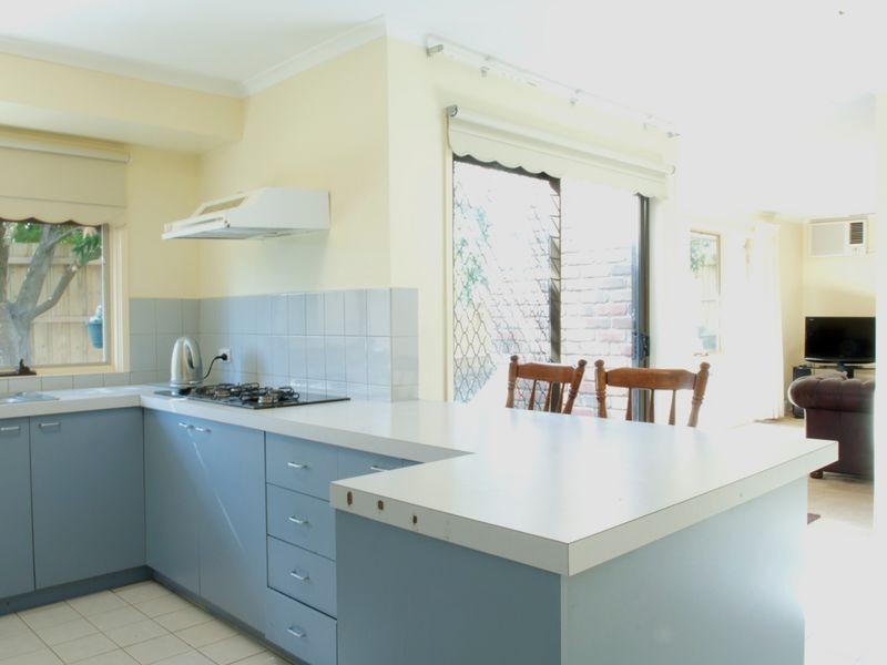 6 Bellfield Drive, Lysterfield VIC 3156