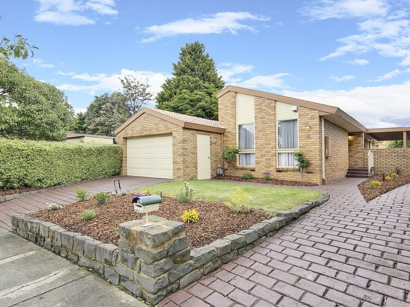 1/2 Snow Gum Close, Rowville VIC 3178