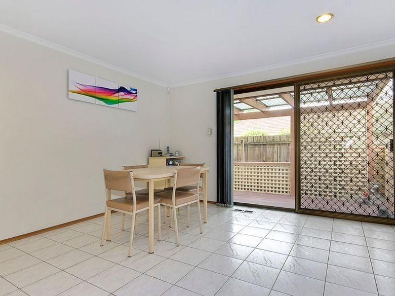 1/2 Snow Gum Close, Rowville VIC 3178