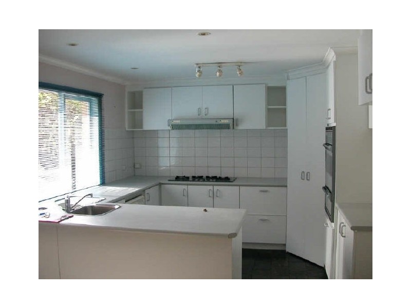 21 St John Place, Rowville VIC 3178