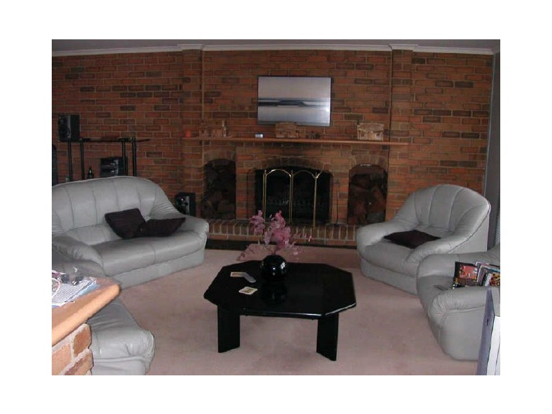 21 St John Place, Rowville VIC 3178