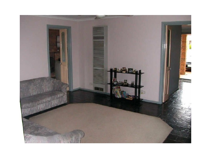 21 St John Place, Rowville VIC 3178