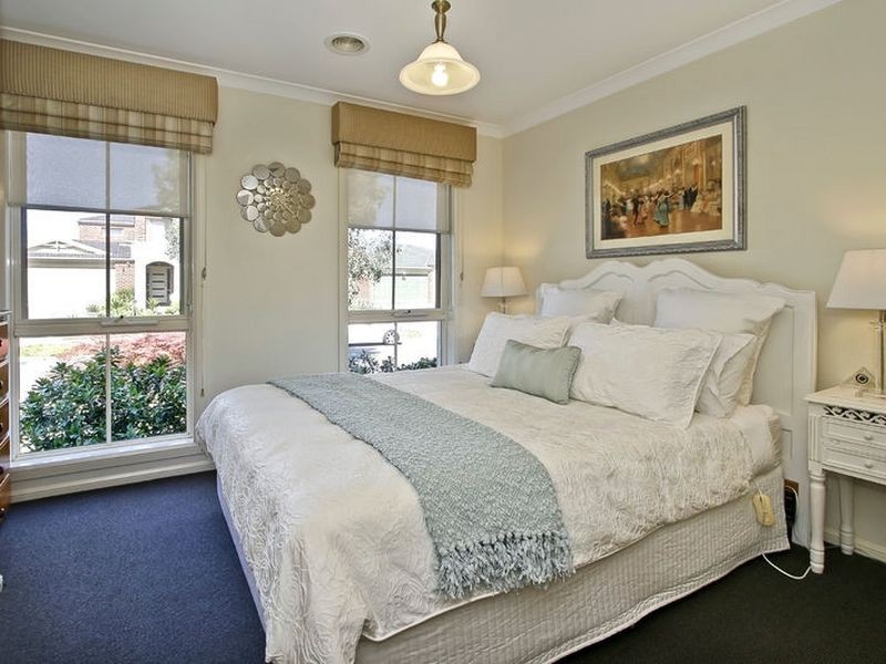 28 Paringa Drive, Ferntree Gully VIC 3156