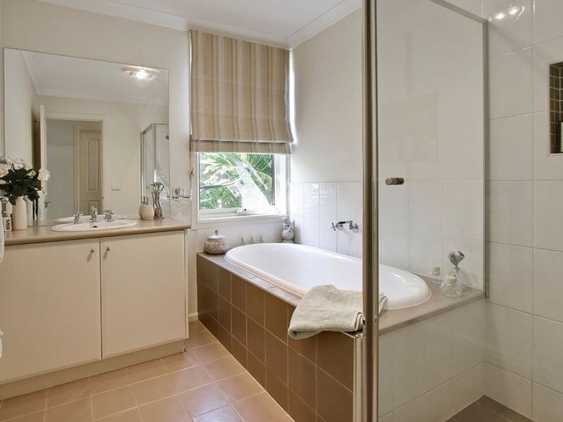 28 Paringa Drive, Ferntree Gully VIC 3156