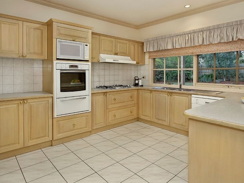 1 Ling Drive, Rowville VIC 3178