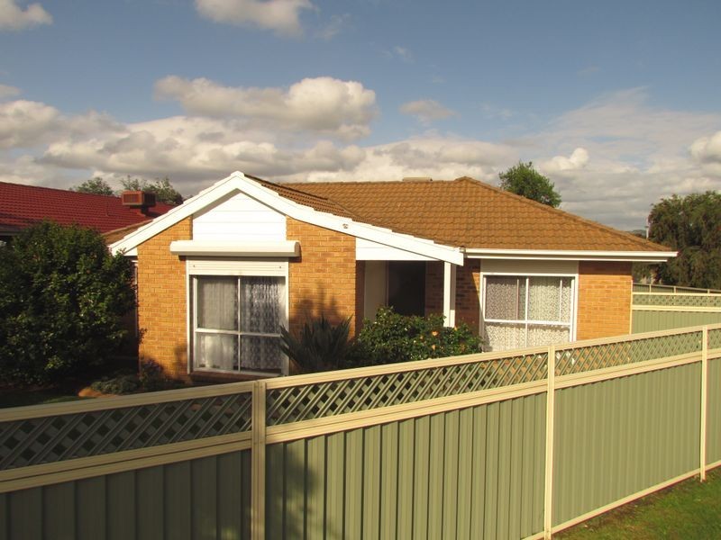 6 Karoo Road, Rowville VIC 3178