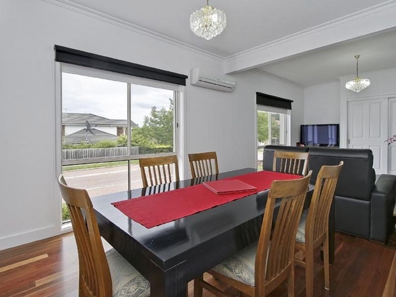 65 Vista Crescent, Rowville VIC 3178