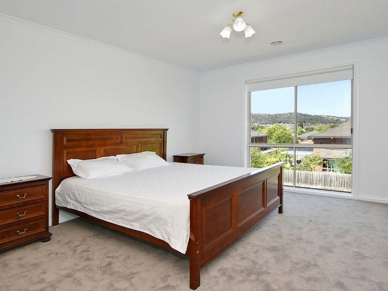 65 Vista Crescent, Rowville VIC 3178