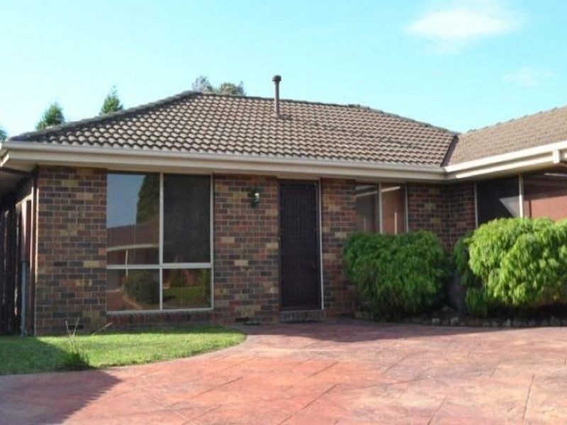 18 Linnel Court, Rowville VIC 3178