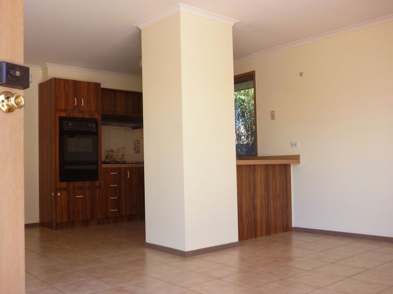 18 Linnel Court, Rowville VIC 3178