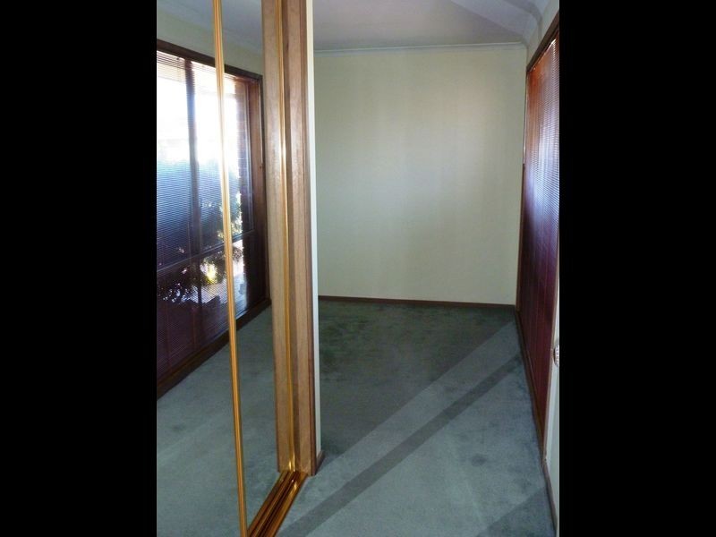 18 Linnel Court, Rowville VIC 3178