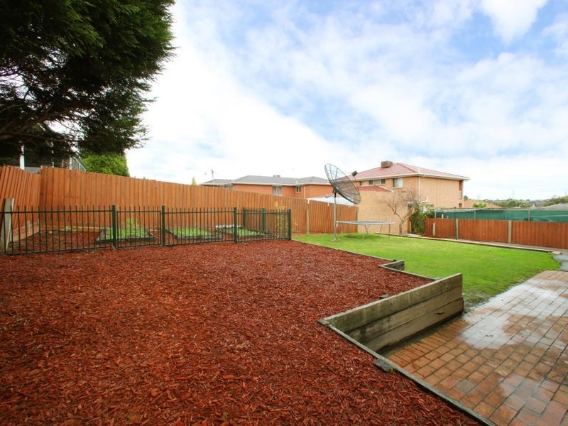 99 Turramurra Drive, Rowville VIC 3178