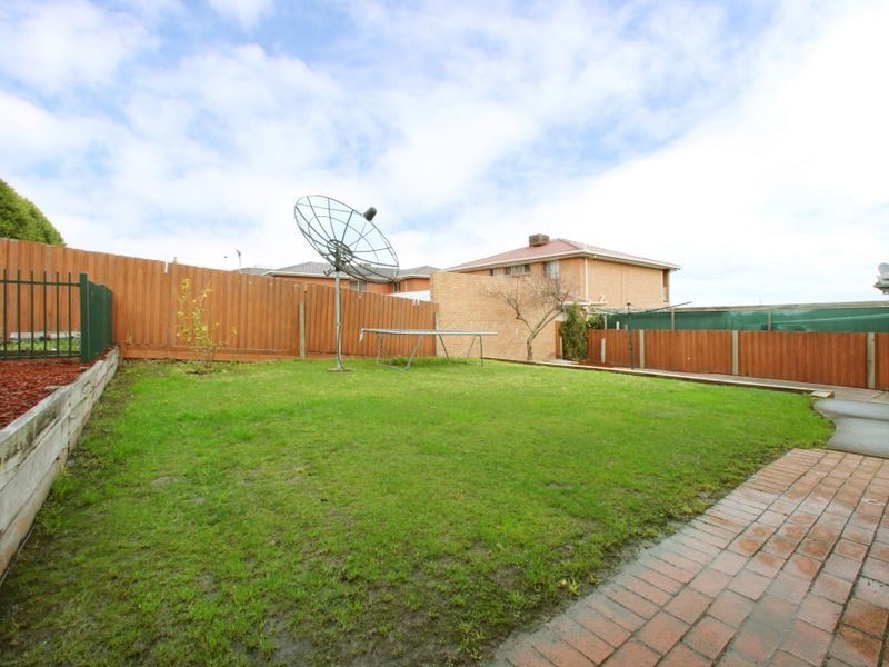 99 Turramurra Drive, Rowville VIC 3178