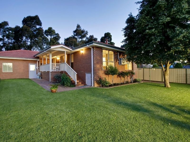 79 Dandelion Drive, Rowville VIC 3178