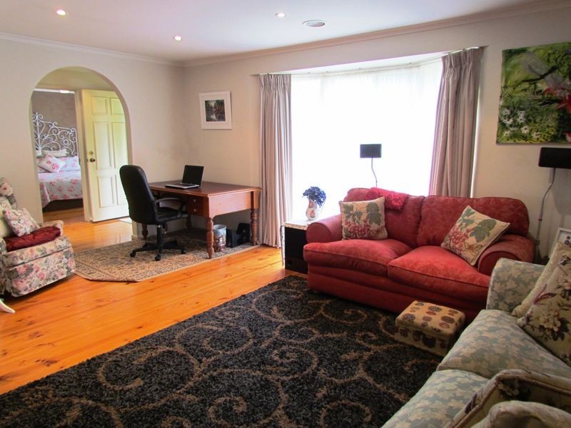 1/4 Burchall Crescent, Rowville VIC 3178